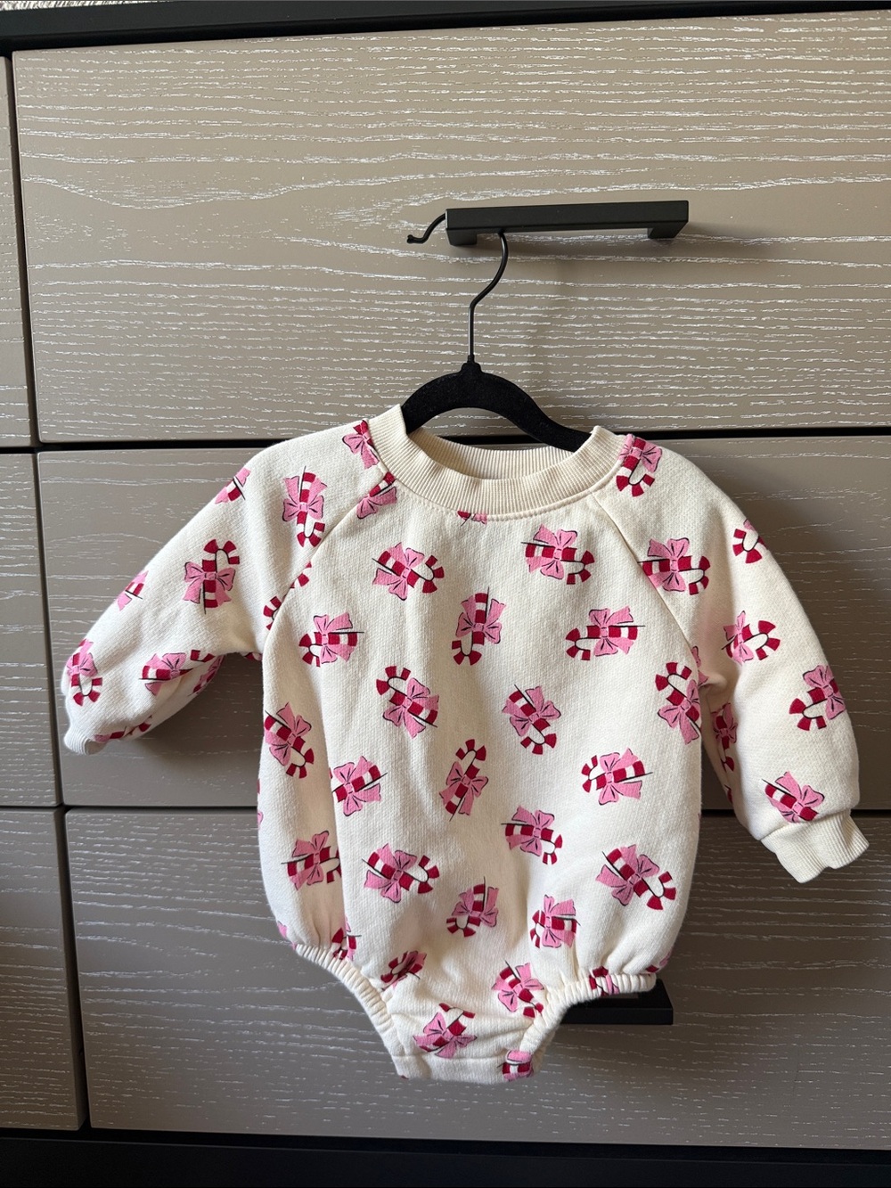 Old Navy Cream One-Piece Bodysuit with Candy Cane Pink Bow Print